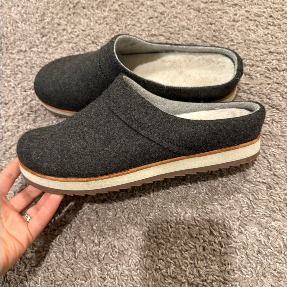 Merrell Juno Women’s Wool Clogs Charcoal Black , size 10